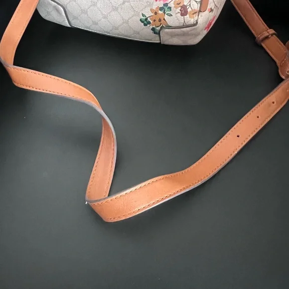 Steve Madden Beige Floral Tote with Brown Accents - Picture 7 of 7